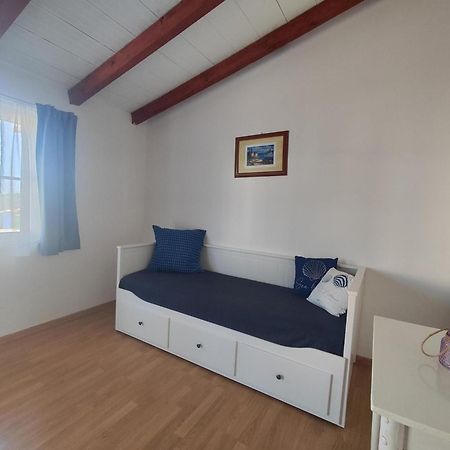 Apartments Sime Лопар Екстер'єр фото