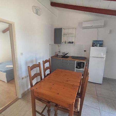 Apartments Sime Лопар Екстер'єр фото