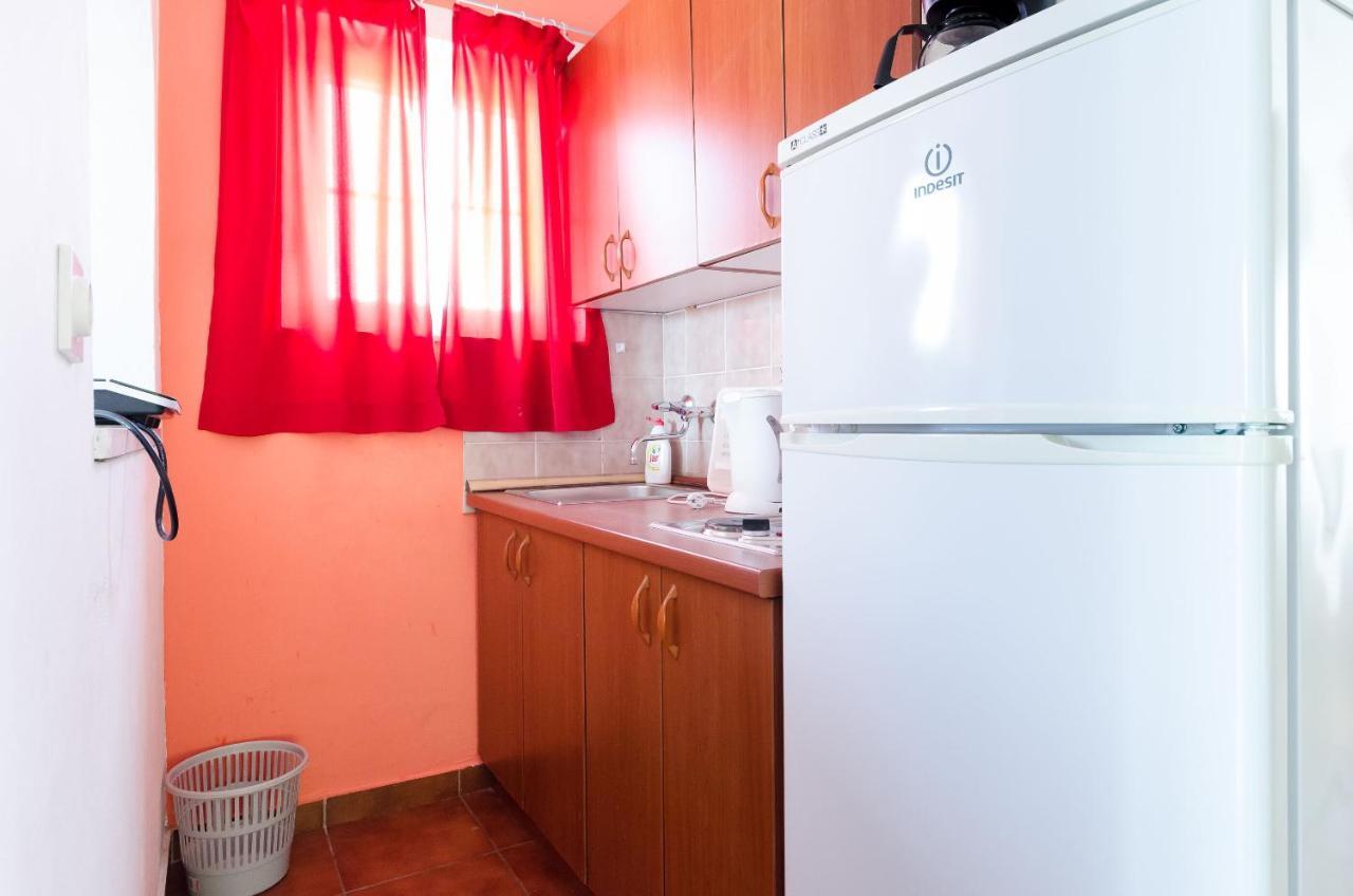 Apartments Sime Лопар Екстер'єр фото