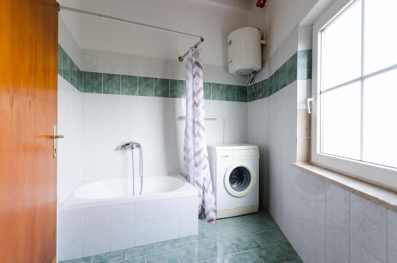 Apartments Sime Лопар Екстер'єр фото