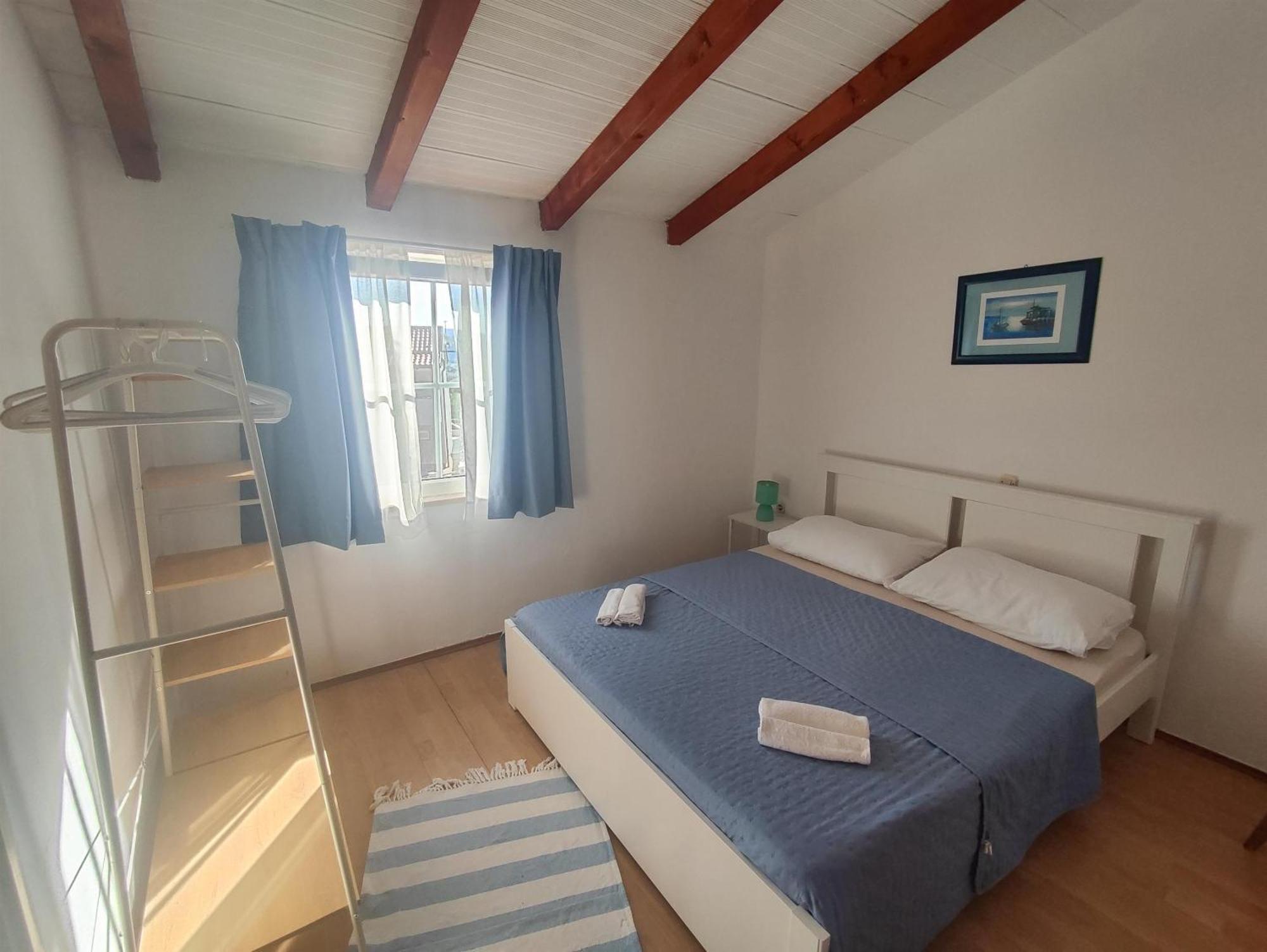Apartments Sime Лопар Екстер'єр фото